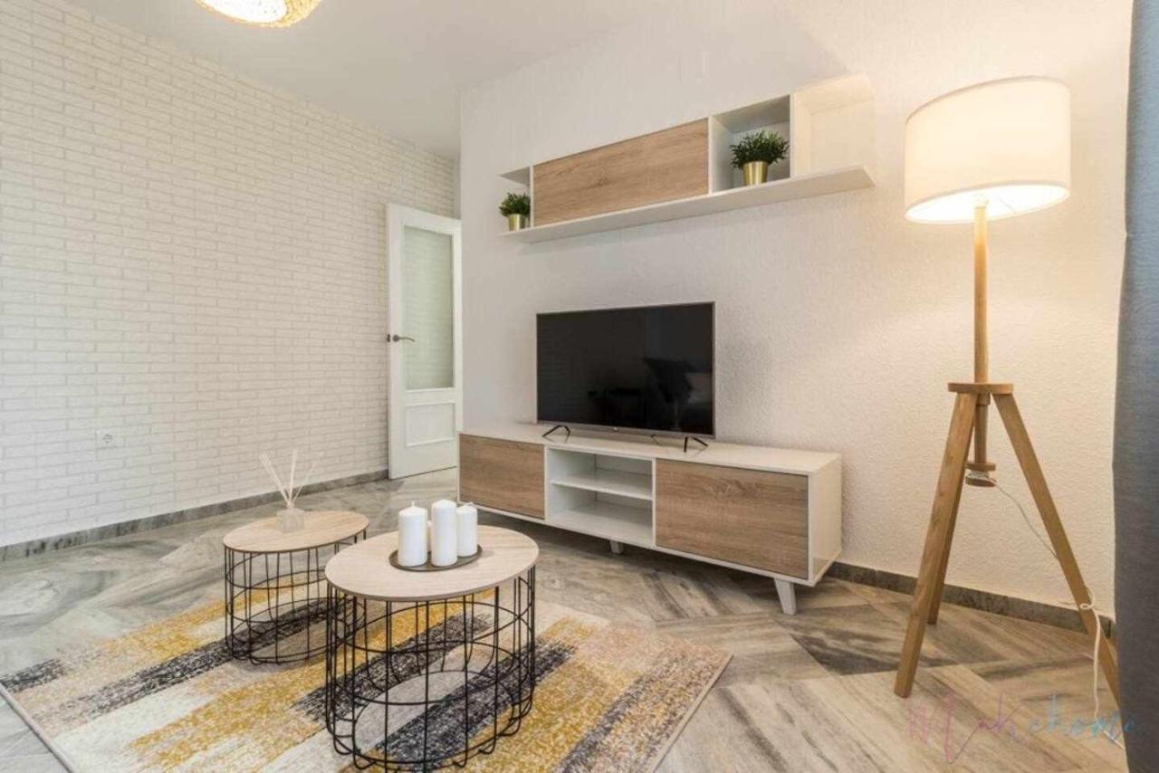 Apartamento Tranquilo En Pleno Centro Con Garaje Huelva Extérieur photo