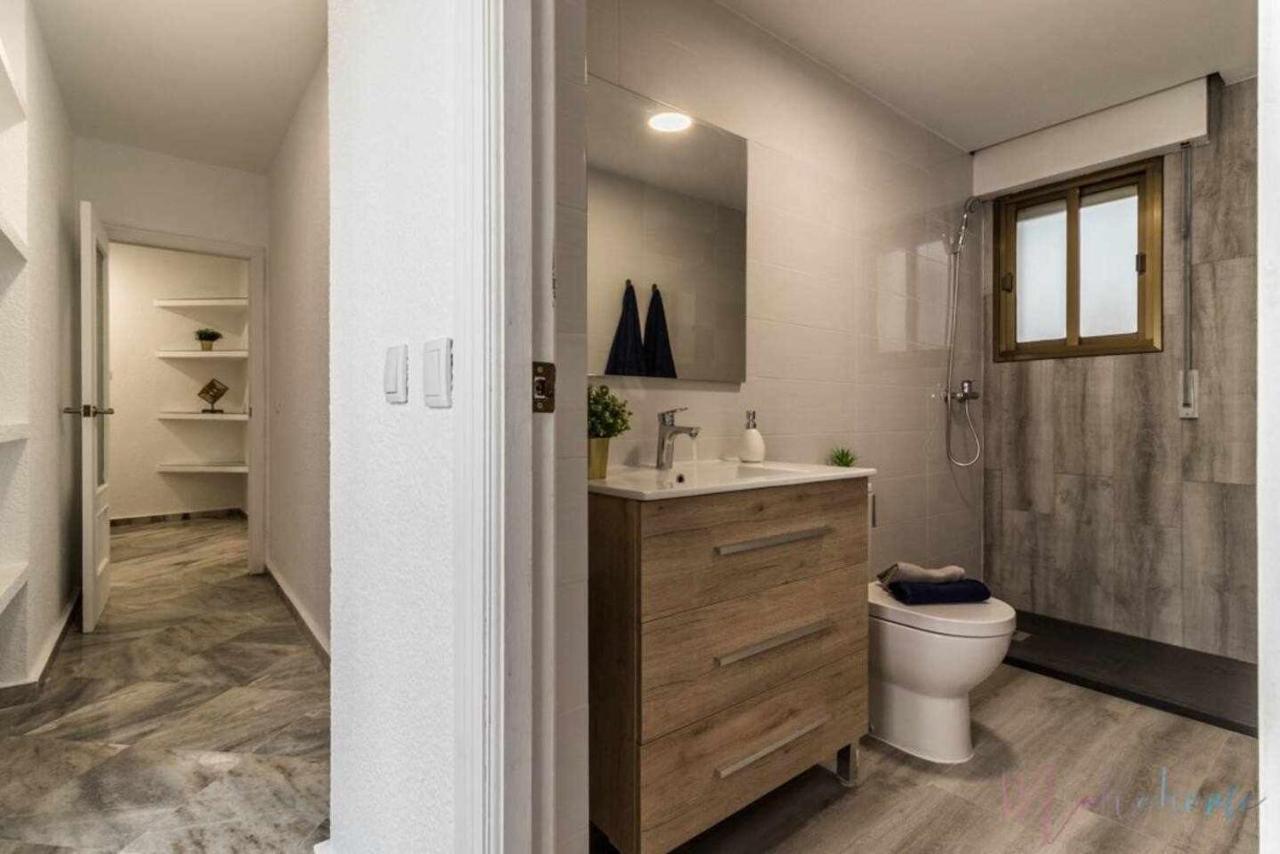 Apartamento Tranquilo En Pleno Centro Con Garaje Huelva Extérieur photo